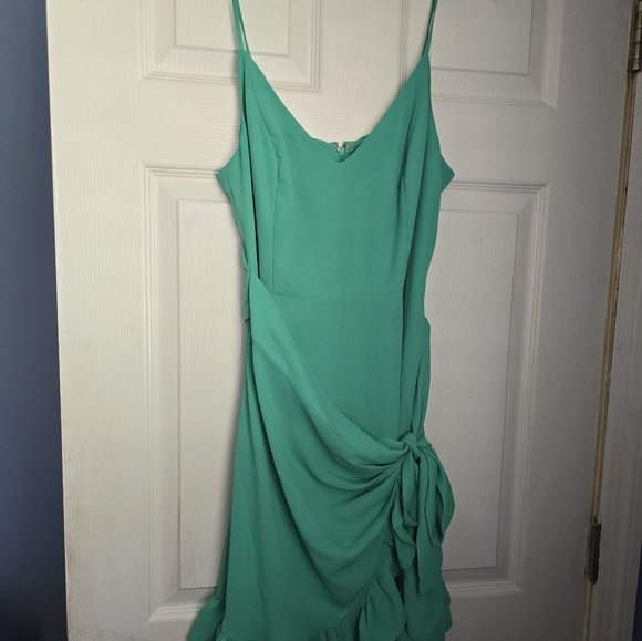 Lilly Pulitzer Alisa wrap dress - Picture 3 of 4